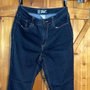 No boundaries high rise skinny jeans